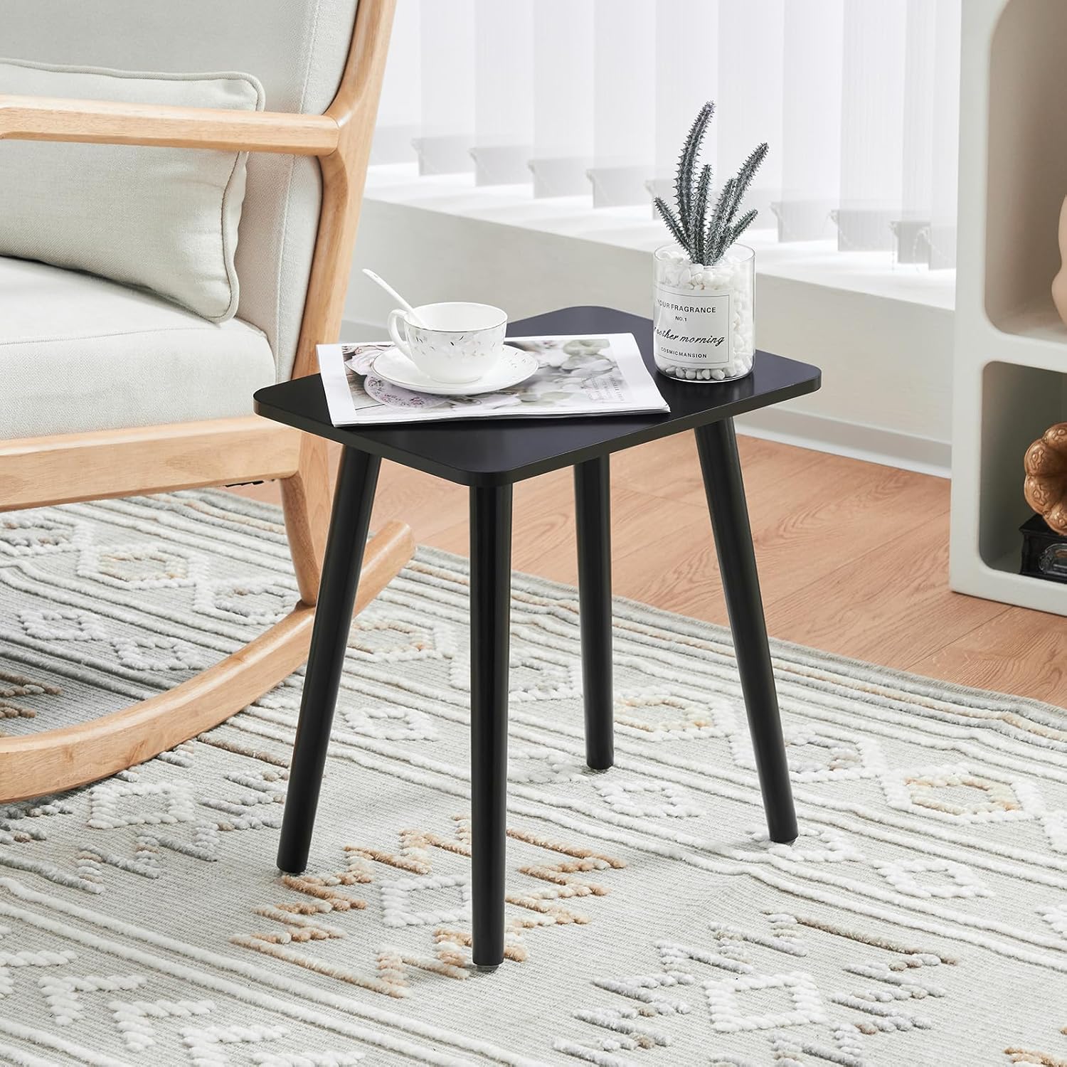 YOUDENOVA Mesas auxiliares de madera, mesa de centro redonda, 40 x 30 cm, mesa de salón, mesita de noche con bandeja, mesa de sofá, soporte para flores, resistente, color negro